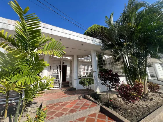 Asg Hermosa Y Amplia Casa Quinta En Venta Corinsa Cagua. Con Opcion A Financiamiento