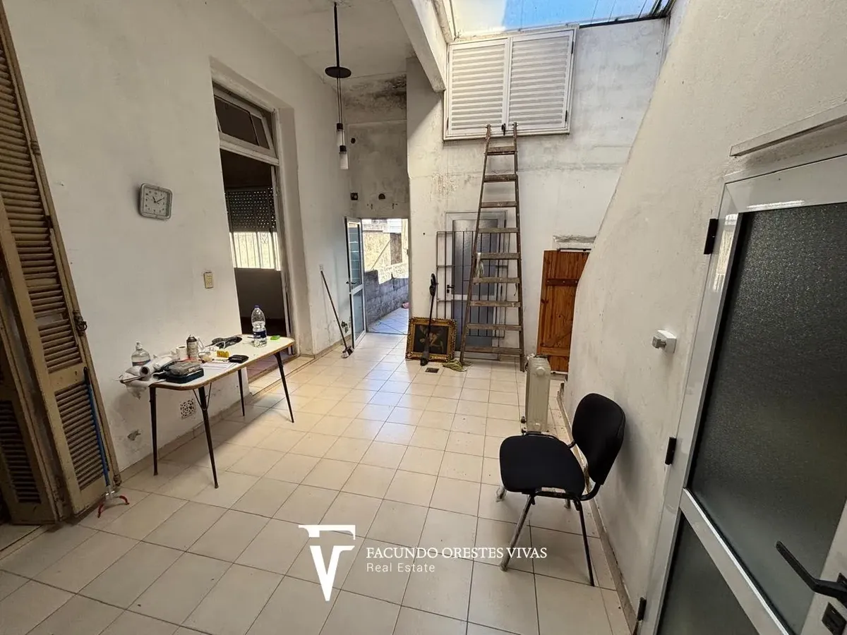 For Sale - House - Own Lot - Three-Room Unit - Garage/Commercial Space - Ciudadela