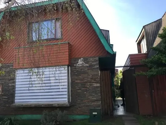Casa En Venta De 4 Dorm. En Los Angeles