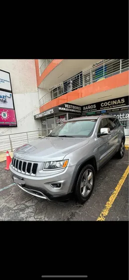 Jeep Grand Cherokee 3.6 Limited Lujo 4x2 Mt