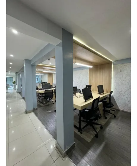Casa Comercial En Venta 1006 M2 - Urb. Chuao