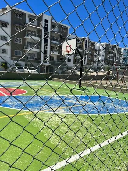 Apartamento En Alquiler En El Residencial Lp9