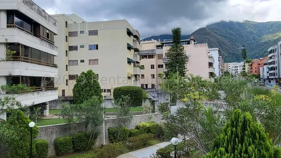 Apartamento En Alquiler En Urbanización Miranda 202mt2 4d 4b 4p