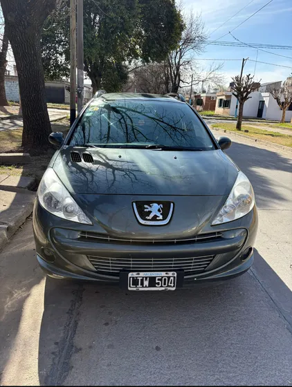 Peugeot 207 1.6 Sedan Xt