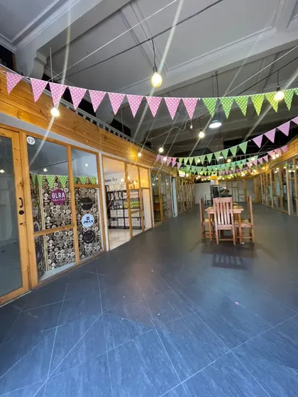 Se Arrienda Galería Con Excelentes Locales Comerciales