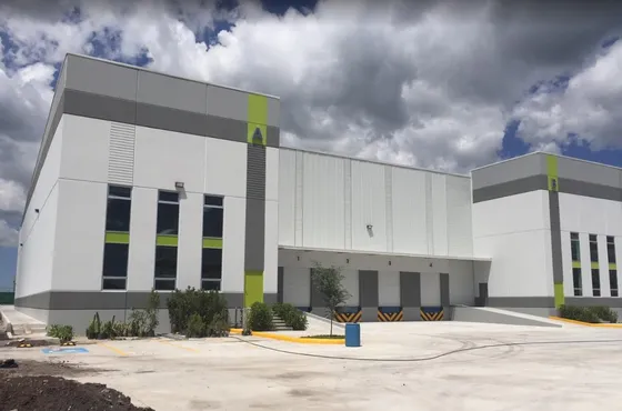 Bodega / Nave Industrial En Renta En Querétaro