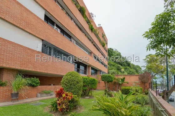 Apartamento En Alquiler Colinas De Valle Arriba Md26-17811
