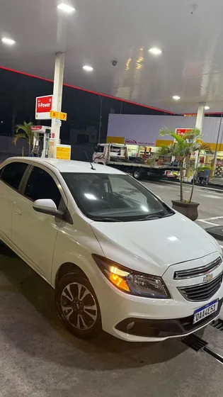 Chevrolet Onix 1.4 Ltz Aut. 5p