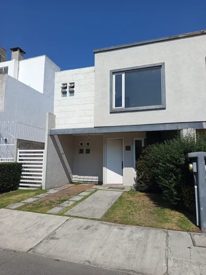 Casa En Renta Valle De Encinos Lerma 3 Recámaras 