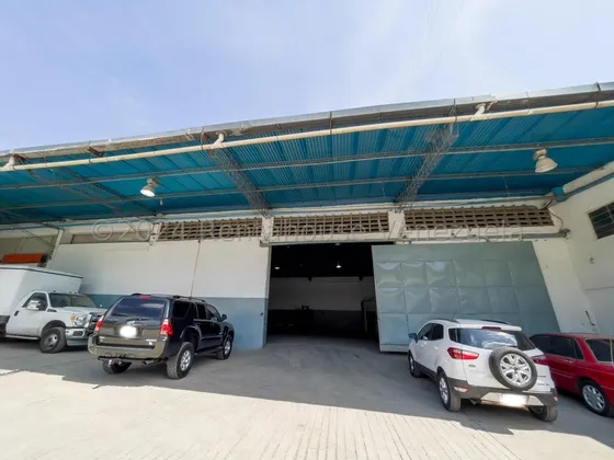 Galpón Con Amplias Cavas En Alquiler Mariche Mls 24-23955
