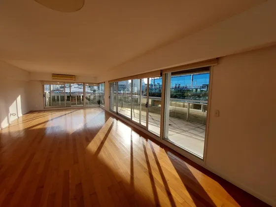 Venta De Departamento 4 Ambientes, C/2 Cocheras Y Baulera - Terrazas Del Yacht