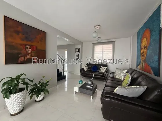 Valeria Chong Casa Venta Barquisimeto Lara Ciudad Roca Zona Este Residencial Economico Cocina Equipada Codigo Inmobiliaria Rent-a-house 25-24685