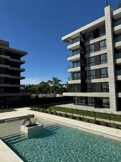 Departamento En  Spring, Con Cochera - Greenville Polo And Resort