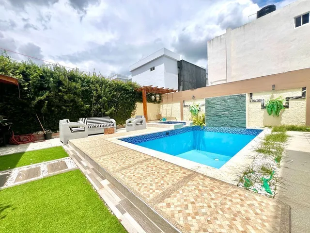 Villa En Venta Con Piscina Y Jacuzzi En San Francisco De Mac