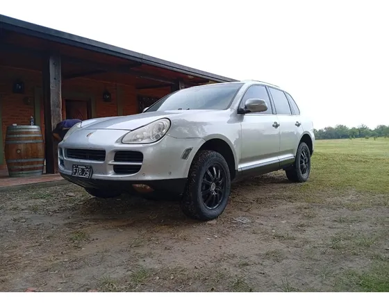 Porsche Cayenne 3.2 V6