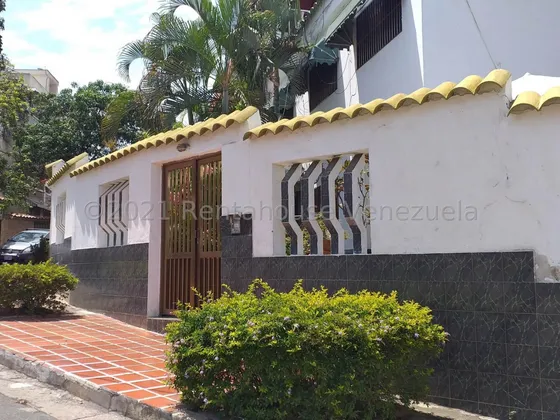 Ft Casa En Venta - Catia La Mar / Mls #25-11743