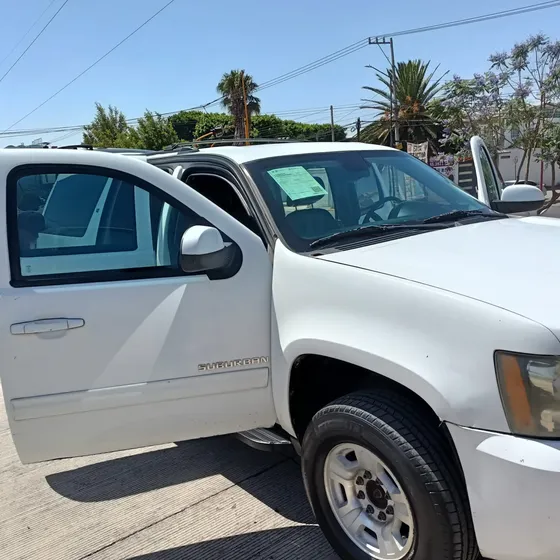 Chevrolet Suburban D Piel Aa Dvd Qc 4x4 At