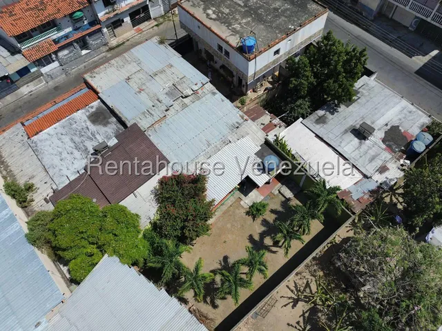 Terreno En Venta En El Centro Turmero Aragua 25-19129 Irrr