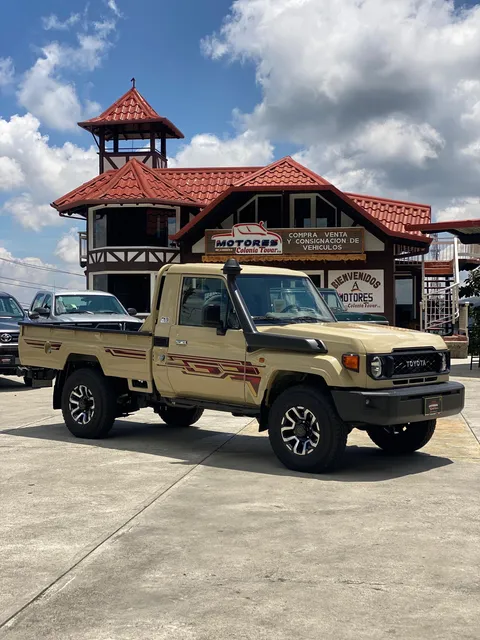 Toyota Lc79 Automática