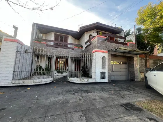 Casa En Venta 7 Ambientes Apto Credito 