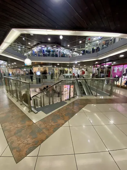 Se Vende Céntrico Y Acogedor Local Comercial
