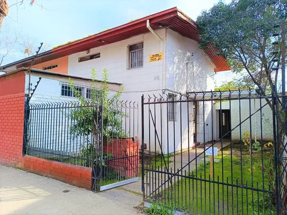 Vendo Casa 8d 2b Ubicada En Sector De San Bernardo