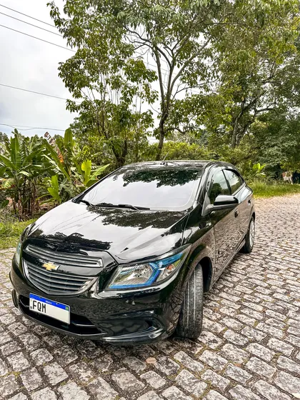 Chevrolet Onix 1.0 Lt 5p