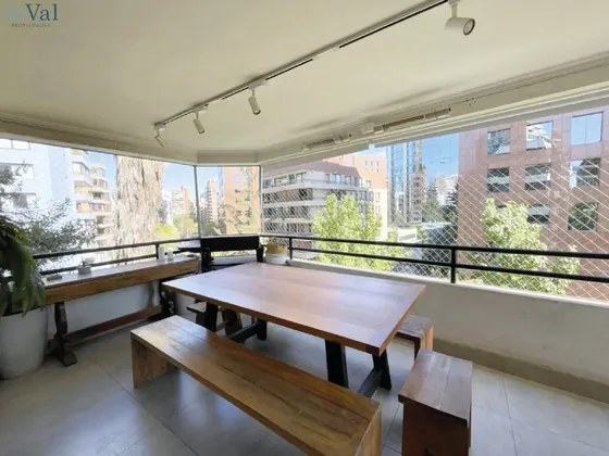 Remodelado Depto. En Arriendo Amoblado