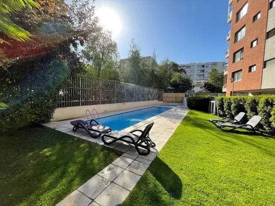 Departamento En Barrio Residencial  Excelente Conectividad
