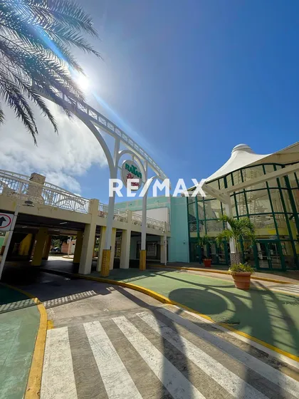 Local Comercial Cc. Rattan Plaza, Isla De Margarita Cod:1473