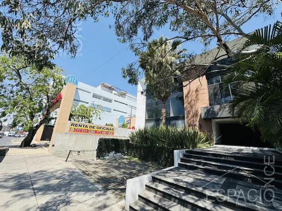 Excelentes Oficinas En Av. San Diego