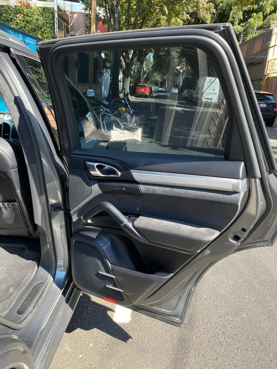 Porsche Cayenne 3.6 GTS AT4162853822857420812