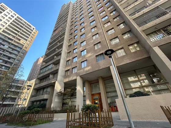 Dpto En Arriendo De 3 Dorm. 2baños En Santiago