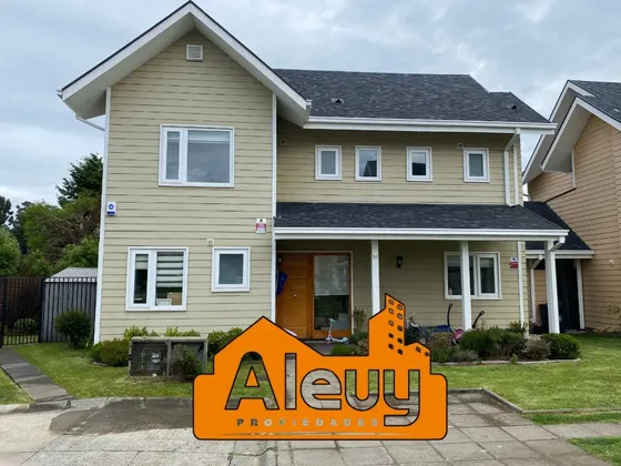 Casa De 145m2, 3d 3b, Dos Pisos Condominio El Bayo, Valdivia