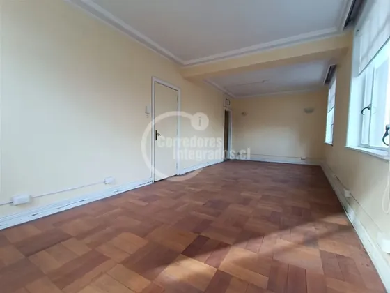 Departamento En Venta De 4 Dorm. En Santiago
