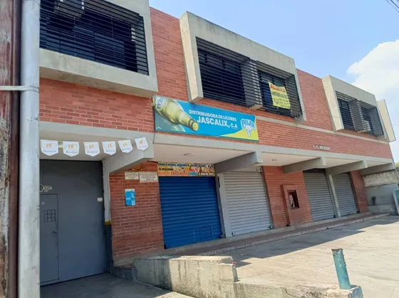 V.larez Vende Edificio Complejo Industrial Los Jarales Vied-002