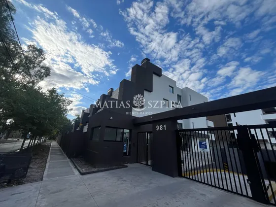 Monoambiente Patio Y Parrilla Estrenar Complejo Ameneties