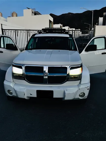 Dodge Nitro X 4x2 At
