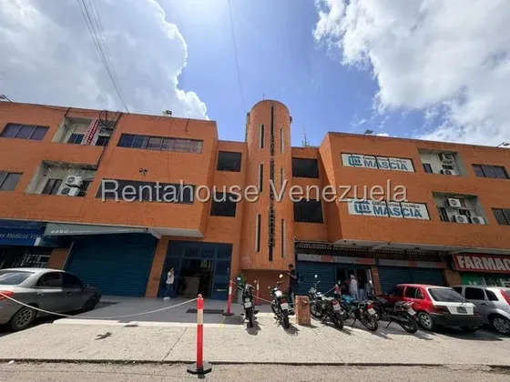 Local En Venta En El Centro De Barquisimeto @eloisabermudez.rah