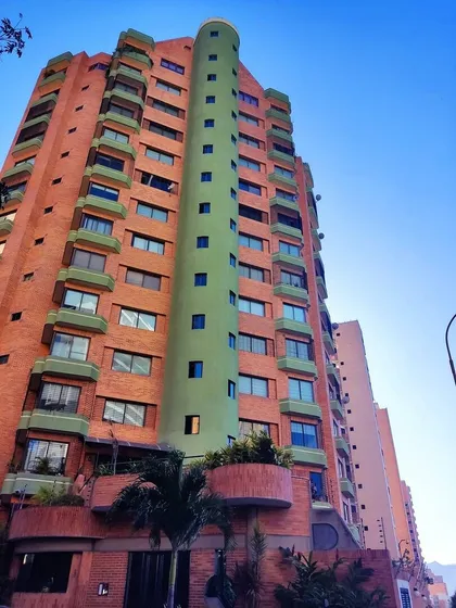 Lm Venta De Hermoso Apartamento Trigaleña Alta Res. La Villette 164 Mts2 Valencia Carabobo Venezuela