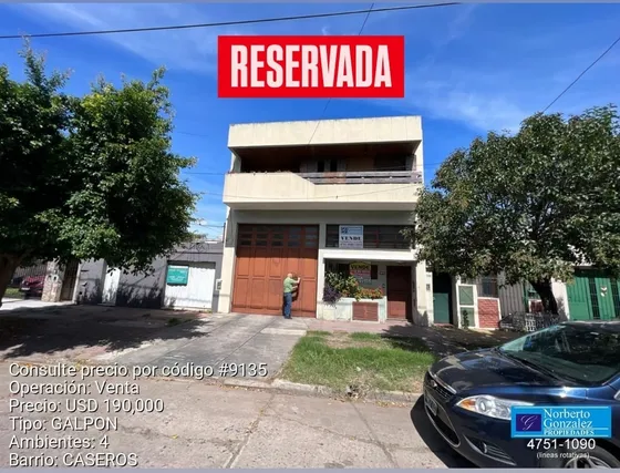 En Venta En Caseros Galpón + Departamento De 4 Ambientes  F: 9135