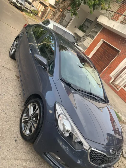 Kia Cerato 1.6 Sx At