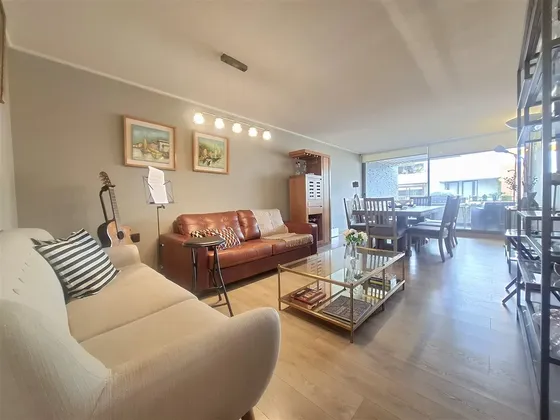 Departamento En Venta De 3 Dor. Portal Dehesa, Lo Barnechea