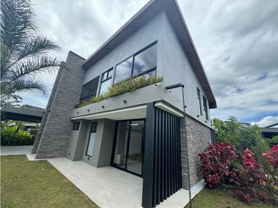 Casa Para La Venta En Llanogrande
