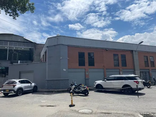 Bodegas En Arriendo Caribe 643-8292314