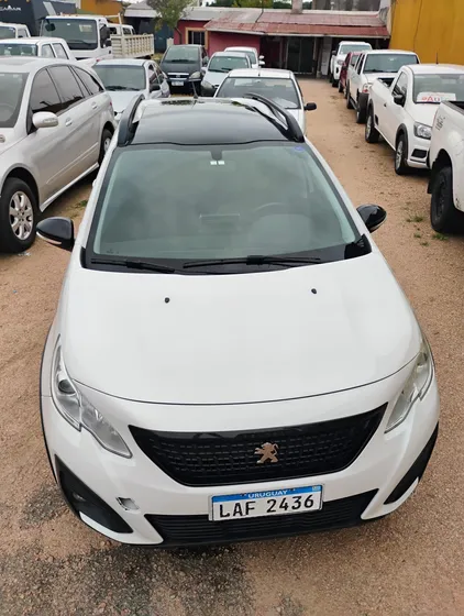 Peugeot 2008 1.6 Feline 5p