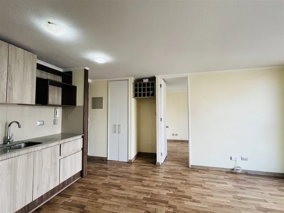 Estacion Central. Arriendo Depto 2d2b Conde Delmaule 4470