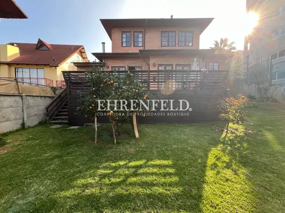 Los Almendros, Viña Del Mar. Casa En Arriendo.