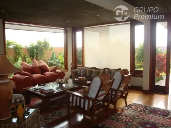 Casa En Venta De 4 Dorm. En Iquique