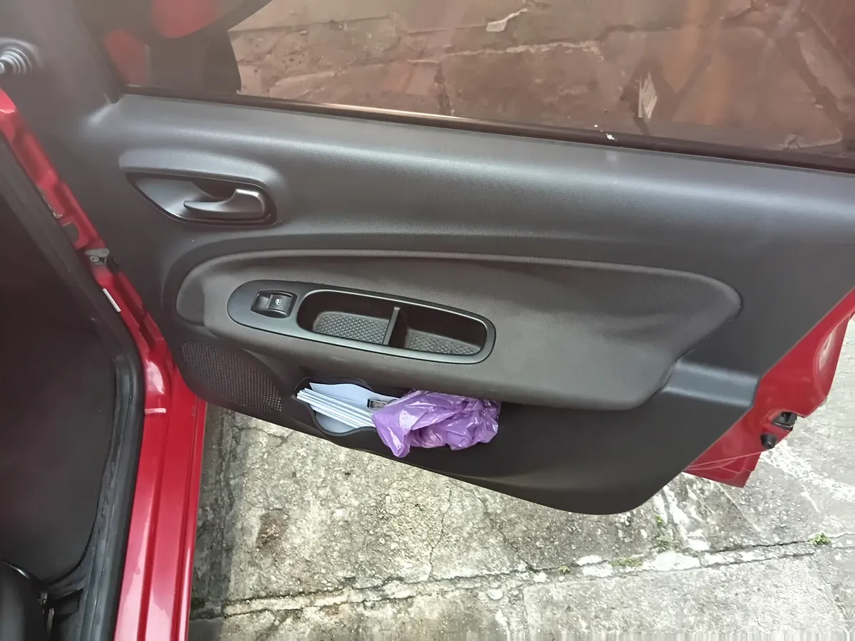 Fiat Uno 2017 1.0 Way Flex 5p — foto 8